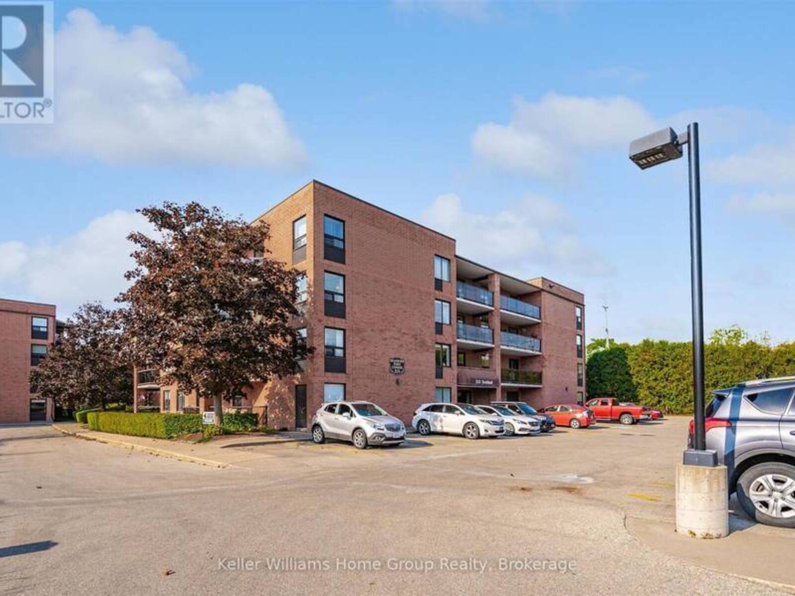405 - 215 SCOTLAND STREET, Fergus, Ontario N1M 3T3