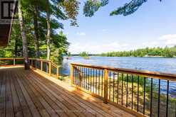 COTTAGE - 1055 WEST BANK DRIVE | Gravenhurst Ontario | Slide Image Five