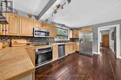 73 QUEEN STREET | Puslinch Ontario | Slide Image Eight
