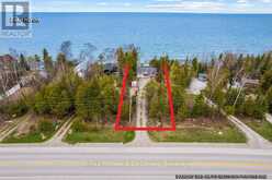 537 BRUCE ROAD 13 ROAD | Southampton Ontario | Slide Image Twelve