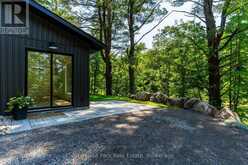 1510 HIGHWAY 141 | Huntsville Ontario | Slide Image Four