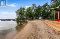 31 GIDLEY TURNPIKE | Honey Harbour Ontario | Slide Image Eight