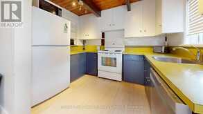 163 CRAIGLEITH ROAD | The Blue Mountains Ontario | Slide Image Ten