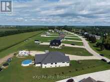 7 WEISS DRIVE | Formosa Ontario | Slide Image Thirty-eight