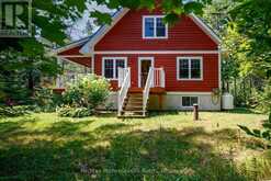 1003 HERON LANE | Gravenhurst Ontario | Slide Image Three