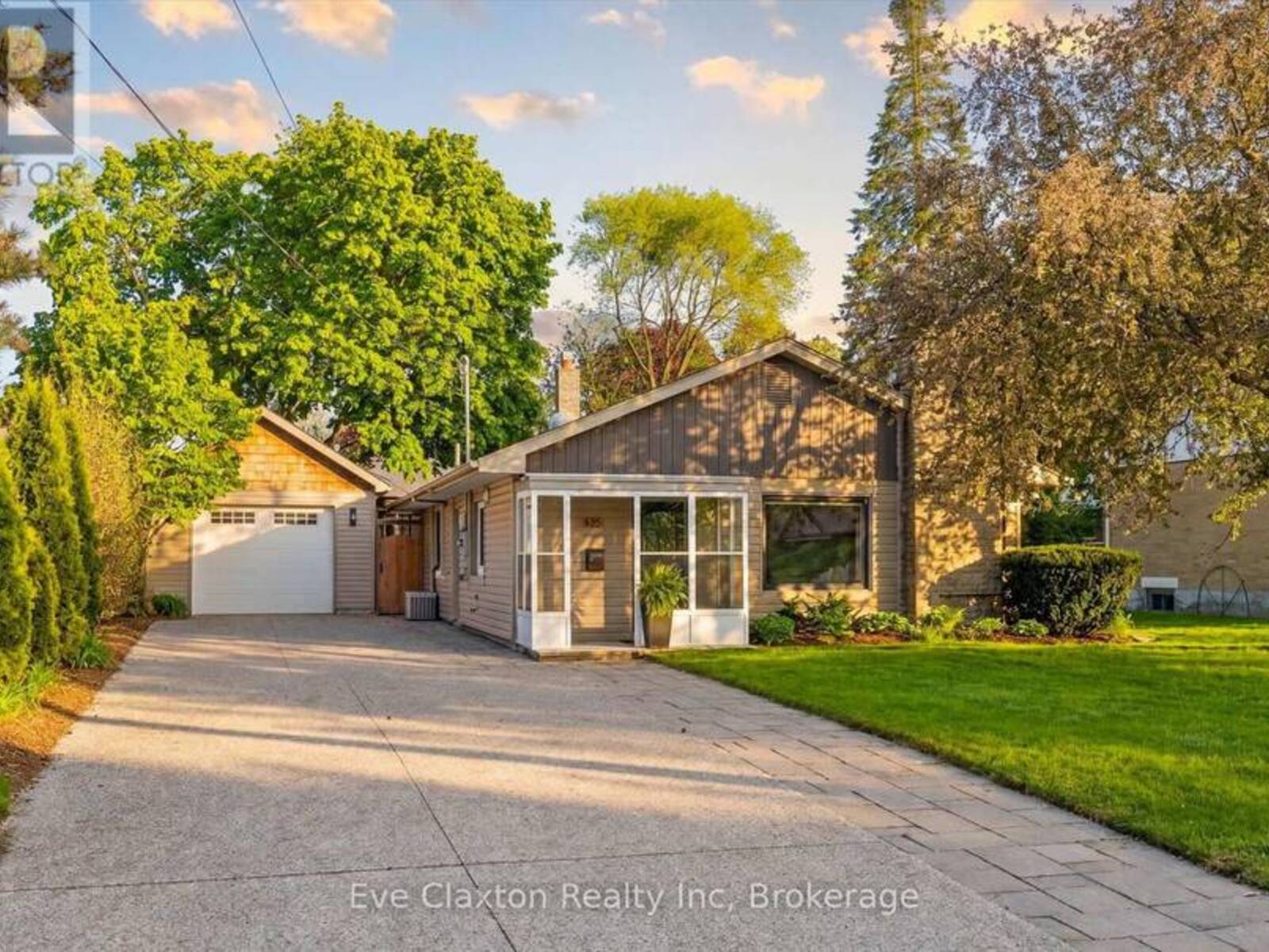 90 DEAN AVENUE, Guelph, Ontario N1G 1L6
