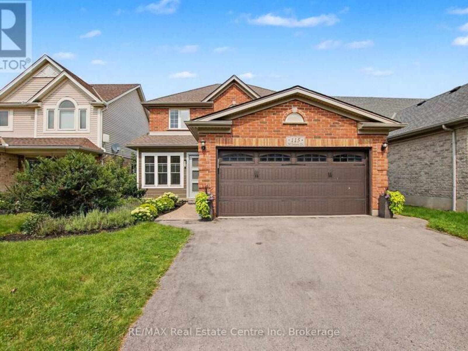 115 MCFARLANE DRIVE, Cambridge, Ontario N3C 4L6