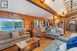 1411 TOCK LANE | Lake of Bays Ontario | Slide Image Ten