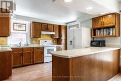19 YOUNGS STREET | Stratford Ontario | Slide Image Ten