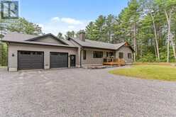 1097 HAWK VALLEY ROAD | Haliburton Ontario | Slide Image Five