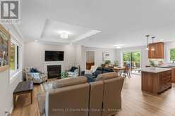 1097 HAWK VALLEY ROAD | Haliburton Ontario | Slide Image Nine