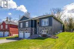 11 RALPH DALTON BOULEVARD | Tay Ontario | Slide Image One