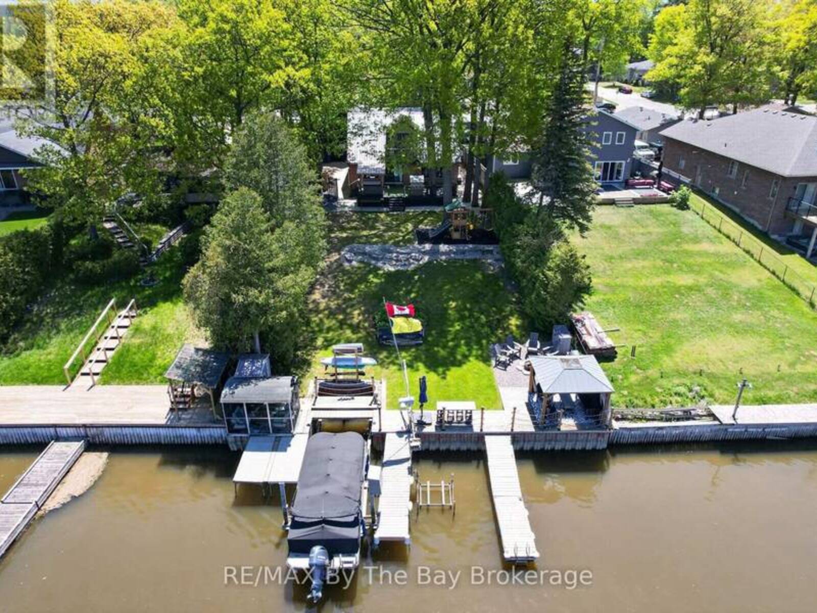 1416 RIVER ROAD W, Wasaga Beach, Ontario L9Z 2W5
