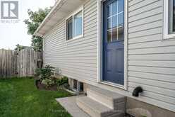 402 DOUGLAS STREET | Stratford Ontario | Slide Image Thirty-three