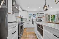 23 LOCK STREET | Rosseau Ontario | Slide Image Twelve