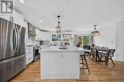 23 LOCK STREET | Rosseau Ontario | Slide Image Sixteen