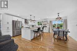 23 LOCK STREET | Rosseau Ontario | Slide Image Nine