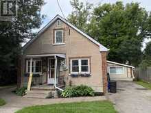 552 11TH AVENUE | Hanover Ontario | Slide Image Two