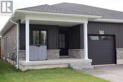 221130 GREY ROAD 9 | Neustadt Ontario | Slide Image One