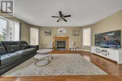 61 MOFFATT LANE | Guelph Ontario | Slide Image Four