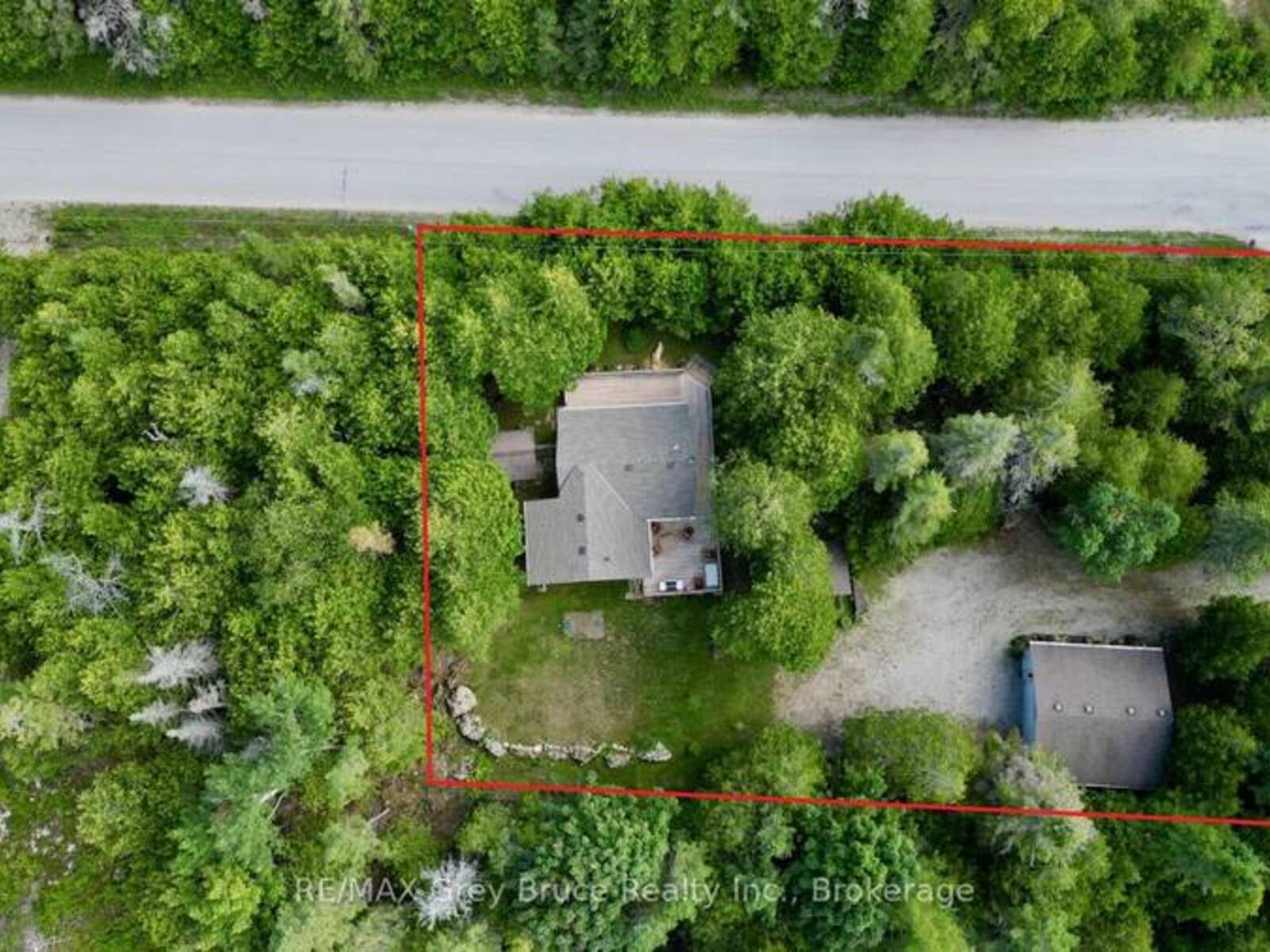 202 WHISKEY HARBOUR ROAD, Lion's Head, Ontario N0H 1W0