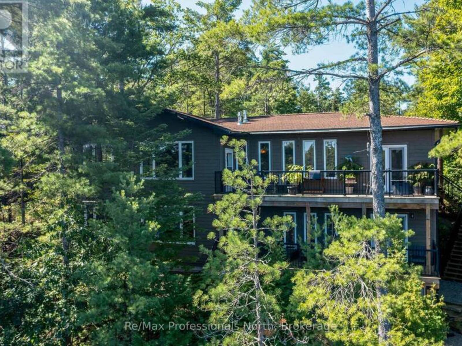 2164 169 MUSKOKA ROAD, Gravenhurst, Ontario P1P 1R2