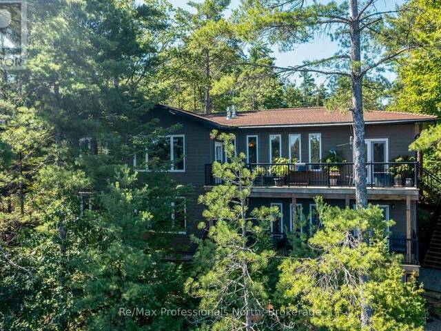 2164 169 MUSKOKA ROAD Gravenhurst Ontario, P1P 1R2 - 3 Bedrooms Waterfront Home For sale