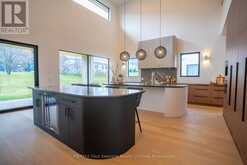 102 BARTON BOULEVARD | The Blue Mountains Ontario | Slide Image Eight