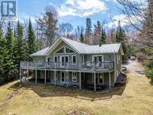 1889 SOUTH HORN LAKE ROAD | Magnetawan Ontario | Slide Image Three