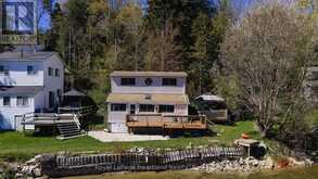9 MAPLE LANE | Goderich Ontario | Slide Image Two