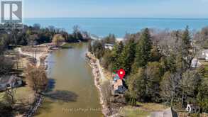 9 MAPLE LANE | Goderich Ontario | Slide Image Thirty-two