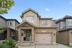 43 GOLDENVIEW DRIVE | Guelph Ontario | Slide Image Two