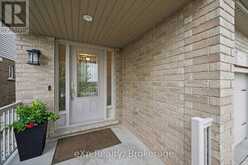 43 GOLDENVIEW DRIVE | Guelph Ontario | Slide Image Three