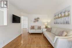 59 LYNCH CIRCLE | Guelph Ontario | Slide Image Ten