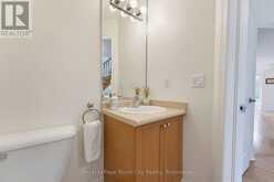 59 LYNCH CIRCLE | Guelph Ontario | Slide Image Nine