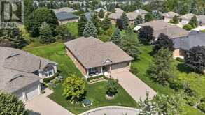 26 HAGEN HOLLOW | Whitchurch-Stouffville Ontario | Slide Image Four