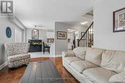3 GLASGOW CRESCENT | Georgina Ontario | Slide Image Eight