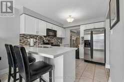 3 GLASGOW CRESCENT | Georgina Ontario | Slide Image Nine