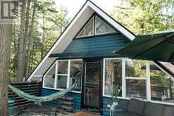 8 SUNRISE COURT | Tiny Ontario | Slide Image Two