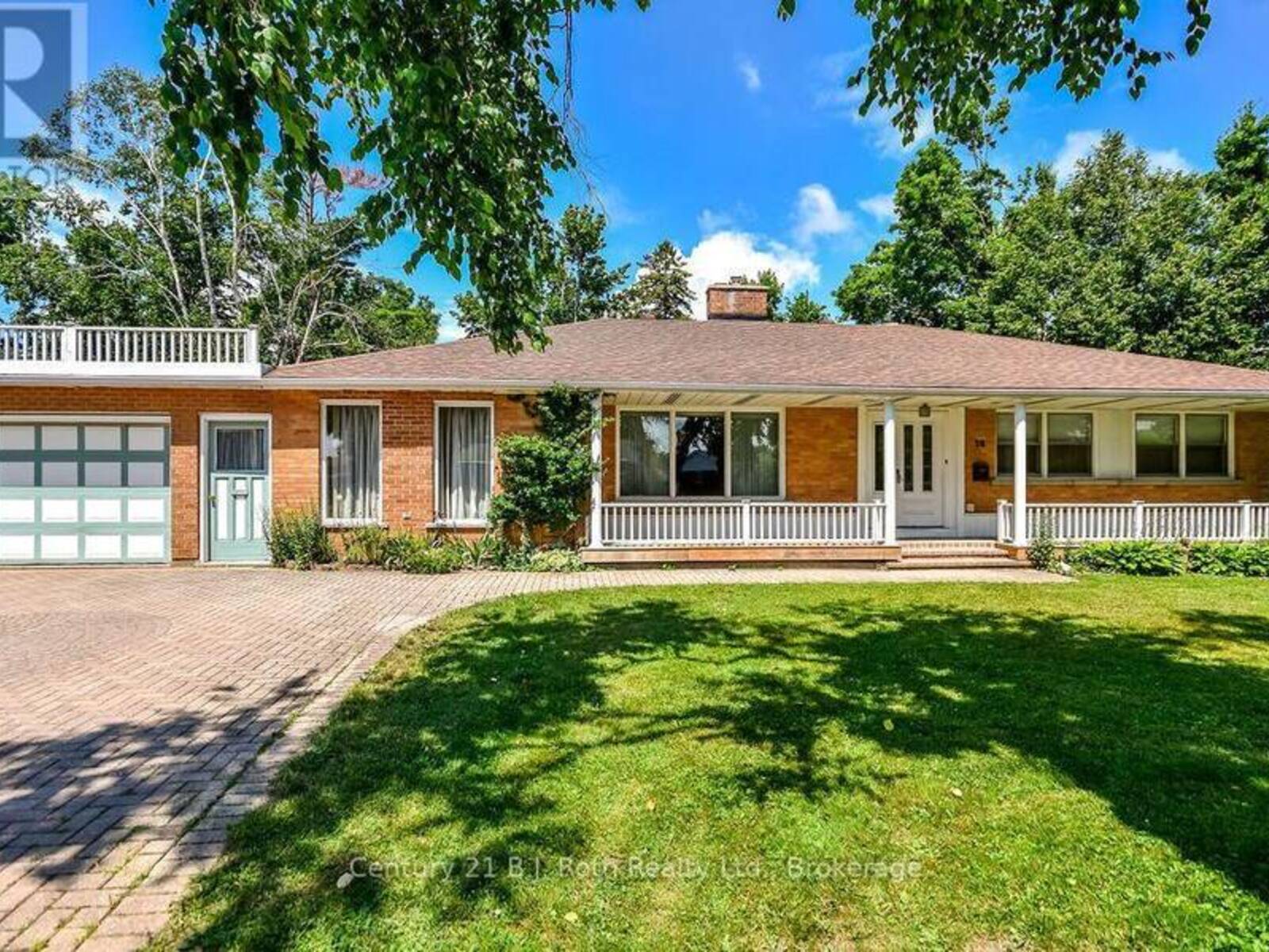 26 DALTON CRESCENT N, Orillia, Ontario L3V 5J5