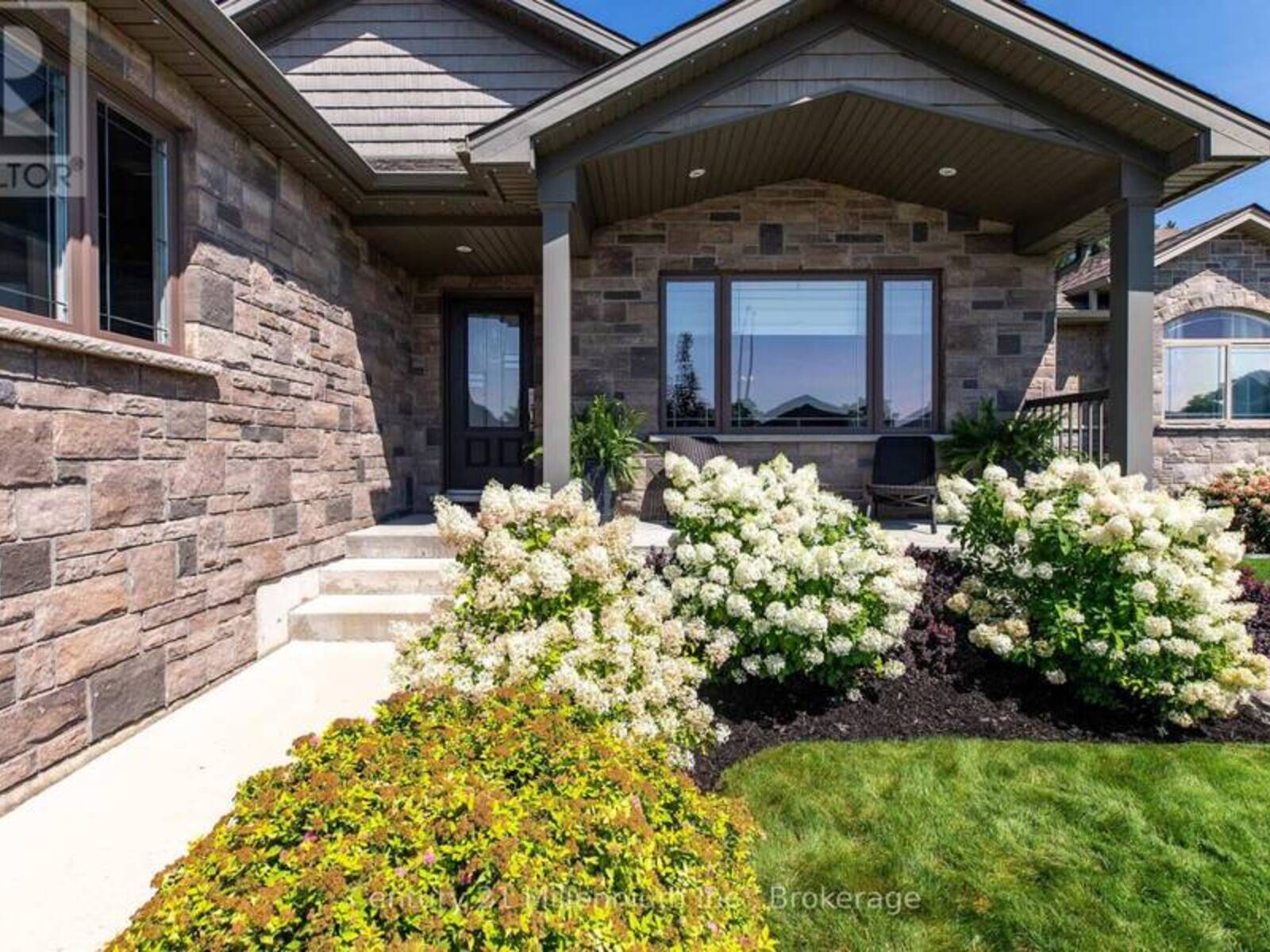 215 DJAY CRESCENT, Durham, Ontario N0G 1R0