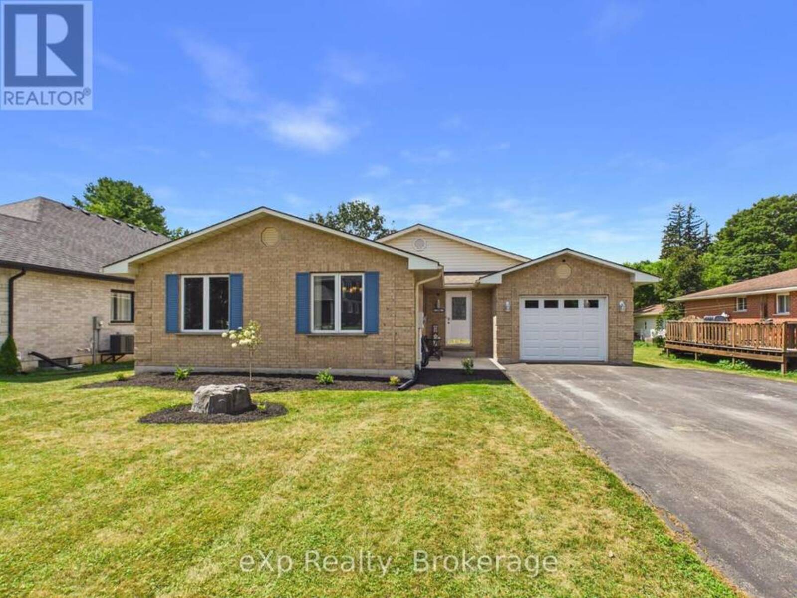 1103 MARIETTA STREET, Howick, Ontario N0G 2X0