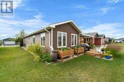 8 WINDWARD WAY N | Goderich Ontario | Slide Image Twenty-four