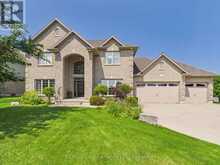 4 SCOTT CRESCENT | Kincardine Ontario | Slide Image Three