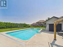 4 SCOTT CRESCENT | Kincardine Ontario | Slide Image Eight