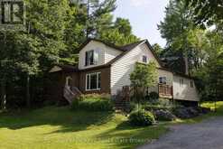 820 MANITOBA STREET | Bracebridge Ontario | Slide Image Eight