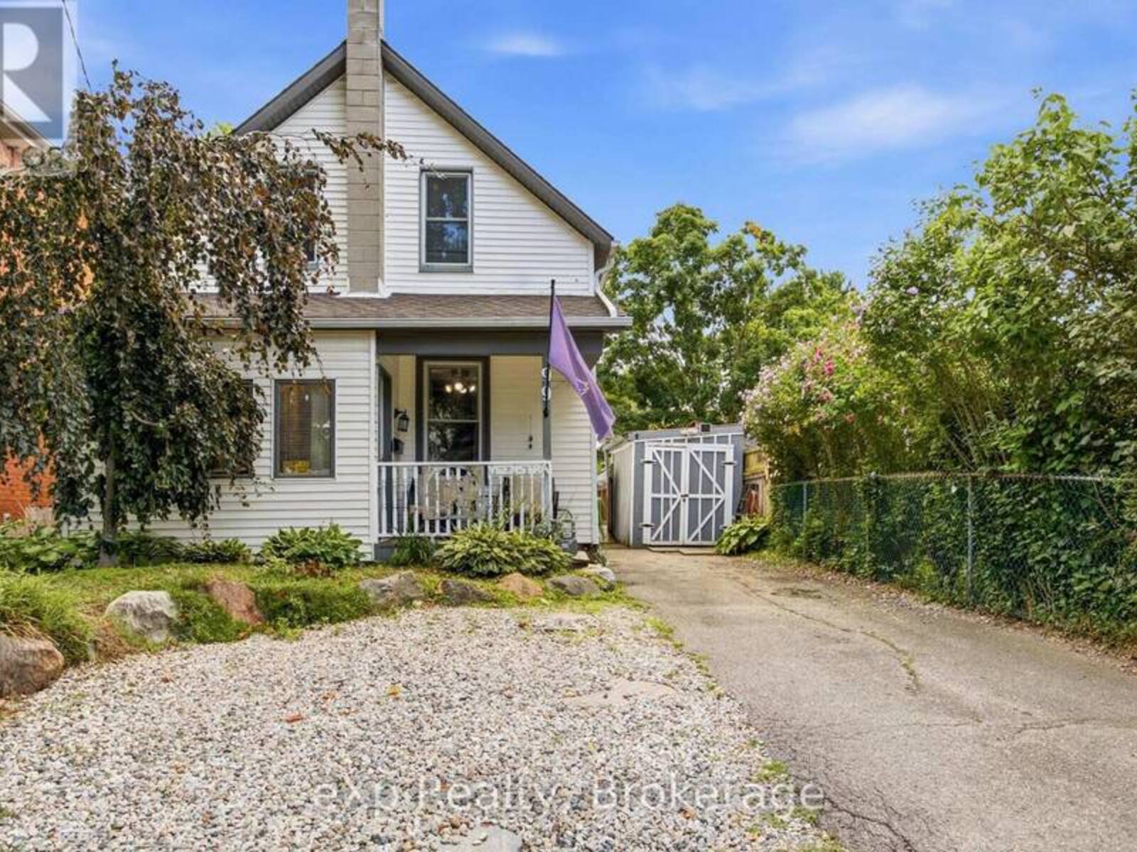 99 DUFFERIN STREET, Stratford, Ontario N5A 2G7