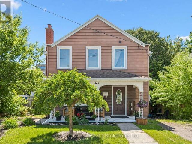 324 WATERLOO AVENUE Guelph Ontario, N1H 3J8 - 3 Bedrooms Home For Sale
