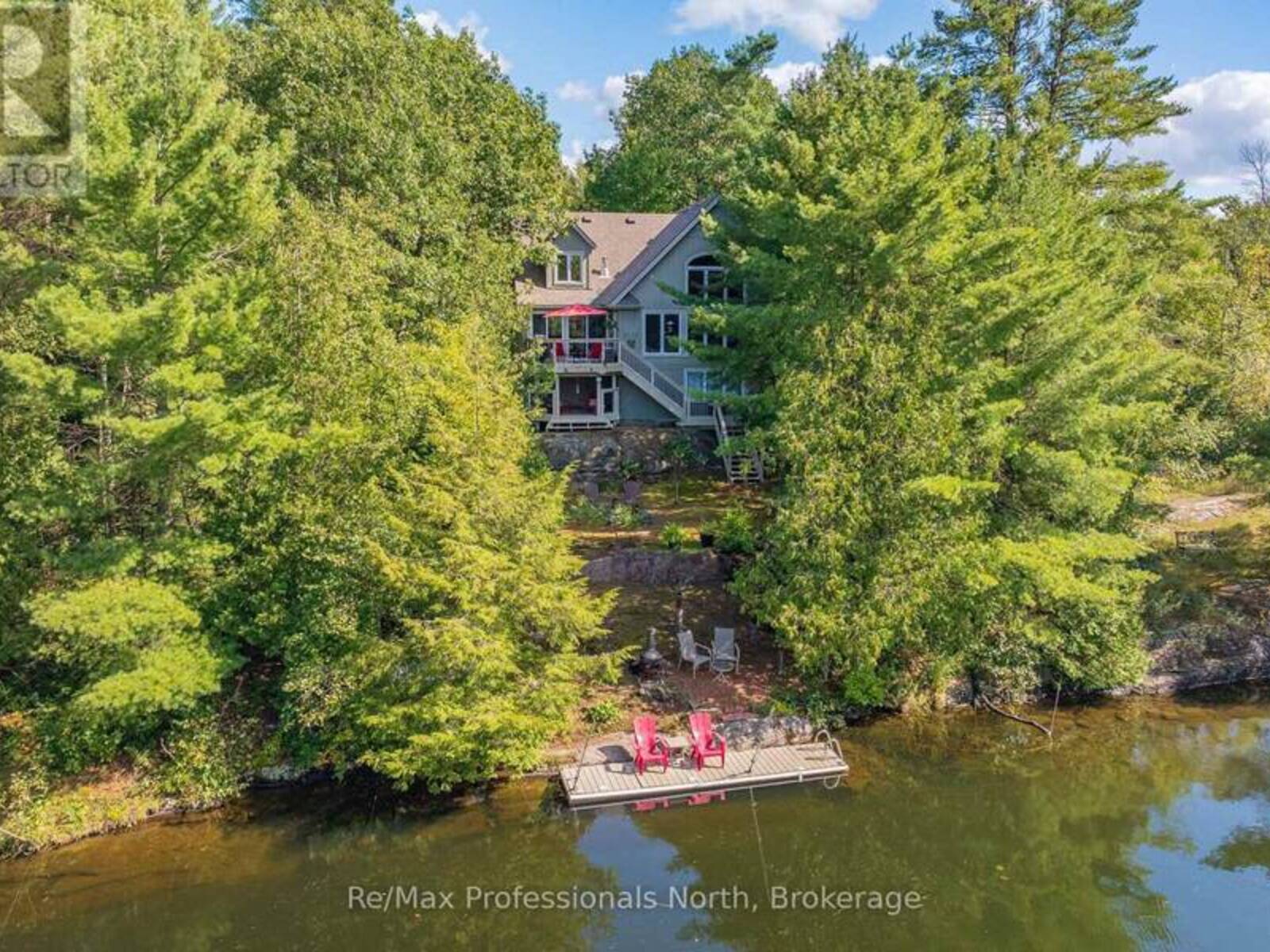 1005 LAIDLAW AVENUE, Gravenhurst, Ontario L0K 2B0