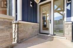 160 SPRINGSIDE CRESCENT | The Blue Mountains Ontario | Slide Image Three